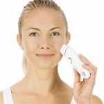 ⁦מברשת פנים חשמלית לניקוי עור הפנים Beurer FC45⁩ – תמונה ⁦3⁩